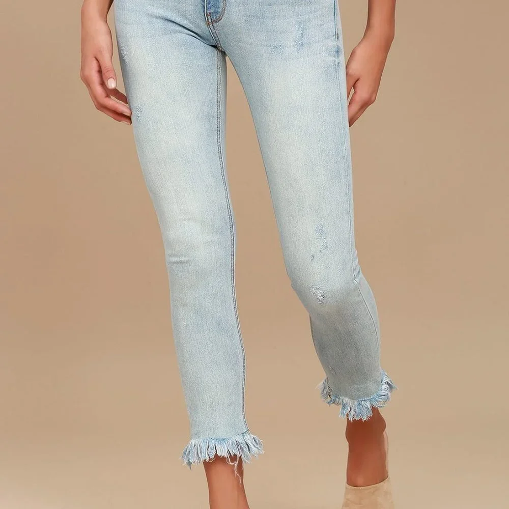 EVIDNT Hermosa Light Wash Frayed Skinny Jeans Size 24